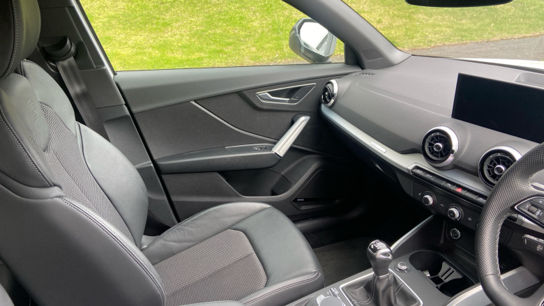 Audi Q2 35 TFSI Black Edition 5dr Petrol Estate